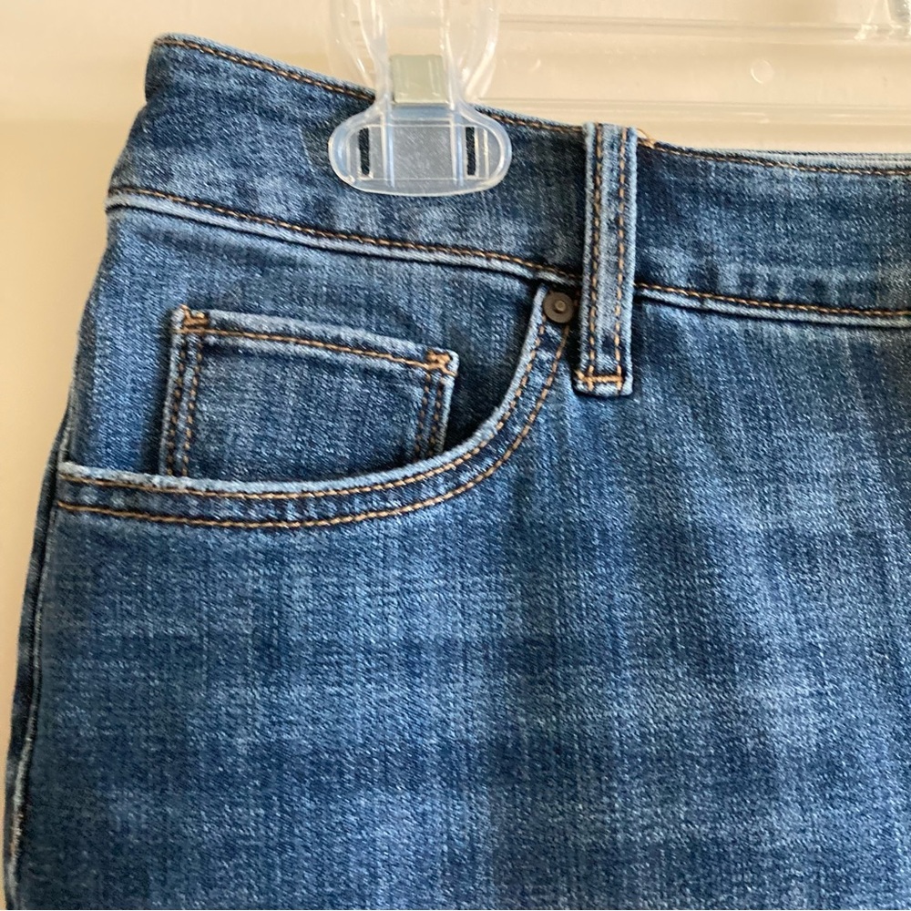 Chico's Girlfriend Slim Leg Crop Denim Jeans | NWT - Picture 4 of 10